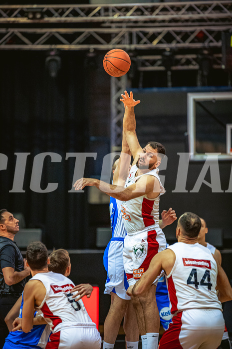 Basketball, Win2Day Superliga 2022/23, Grunddurchgang 14.Runde, BC GGMT Vienna, Unger Steel Gunners Oberwart, Jozo Rados (3)