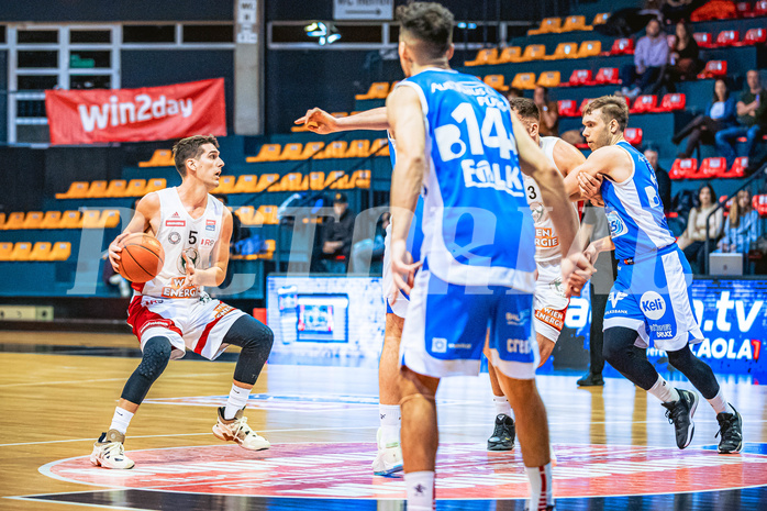 Basketball, Win2Day Superliga 2022/23, Grunddurchgang 14.Runde, BC GGMT Vienna, Unger Steel Gunners Oberwart, Bogic Vujosevic (5)