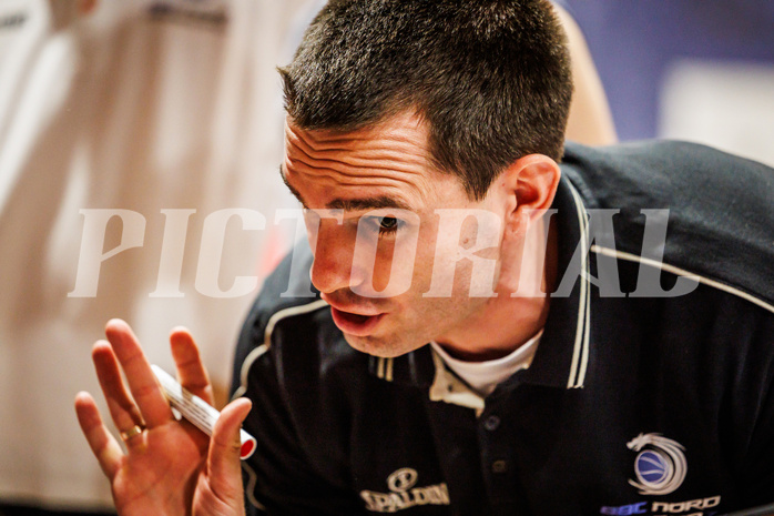 Basketball, win2day Basketball Superliga 2023/224, Grunddurchgang Runde 2, BBC Nord Dragonz, Flyers Wels, Felix Jambor (Head Coach)