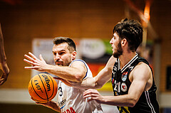 Basketball, win2day Basketball Superliga 2023/224, Grunddurchgang Runde 2, BBC Nord Dragonz, Flyers Wels, Petar Cosic (3)