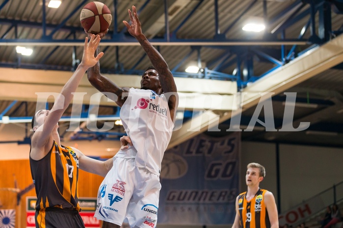 Basketball, ABL 2016/17, Grunddurchgang 22.Runde, Oberwart Gunners, Klosterneuburg Dukes, Jamari Traylor (9), Gorgi Bezhanishvili (17)