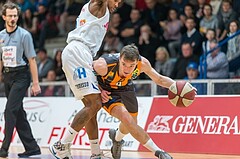 Basketball, ABL 2016/17, Grunddurchgang 22.Runde, Oberwart Gunners, Klosterneuburg Dukes, Clemens Leydolf (9), Derek Jackson Jr. (6)