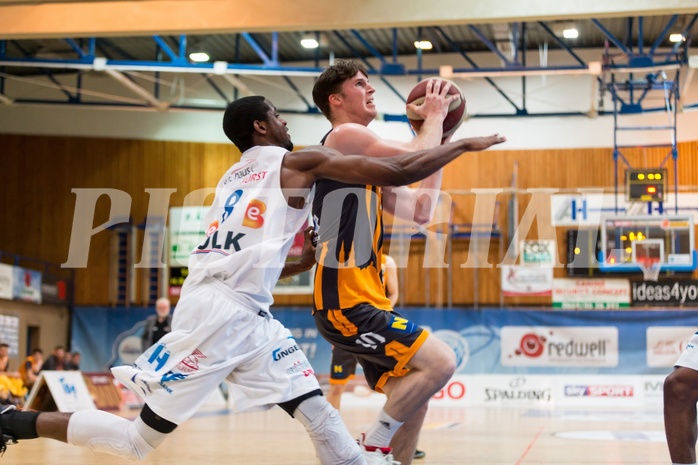 Basketball, ABL 2016/17, Grunddurchgang 22.Runde, Oberwart Gunners, Klosterneuburg Dukes, Lennard Burgemeister (10), Christopher McNealy (8)