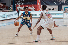 Basketball, Basketball Superliga 2023/24 , F 2, Oberwart Gunners, UBSC Graz, Zachery Cooks (3), Kris Monroe (13)
