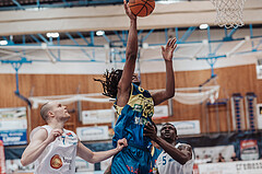 Basketball, Basketball Superliga 2023/24 , F 2, Oberwart Gunners, UBSC Graz, Sebastian Kaeferle (7), Jalen Shaw (6), Shaquille Rombley (5)