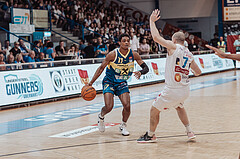 Basketball, Basketball Superliga 2023/24 , F 2, Oberwart Gunners, UBSC Graz, Fran Vidovic (17), Sebastian Kaeferle (7)