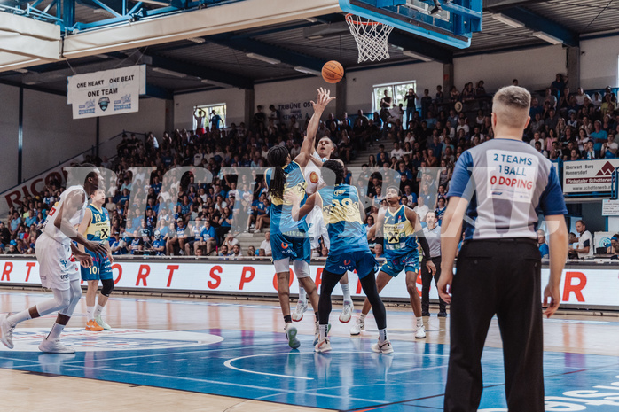 Basketball, Basketball Superliga 2023/24 , F 2, Oberwart Gunners, UBSC Graz, Magdy Aboud-Ahmed(6), Jalen Shaw (6), Christian Brandon (18), Fran Vidovic (17)