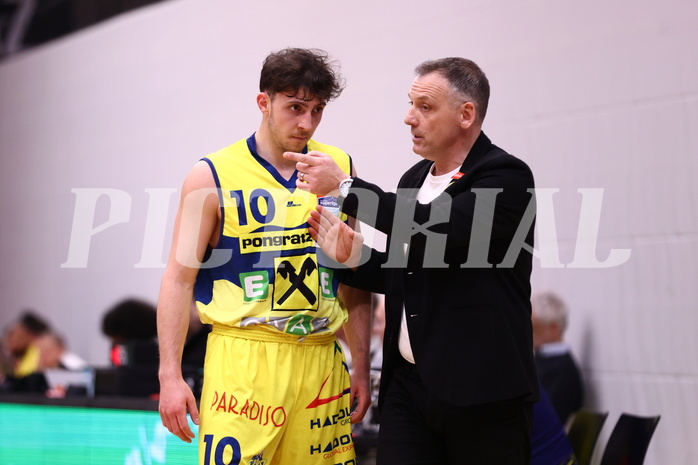09.03.2025, Graz, Raiffeisen Sportpark Graz, Basketball Superliga 2024/25, 3. Platzierungsrunde, UBSC Graz - Flyers Wels