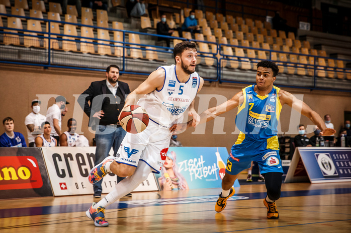 Basketball, bet-at-home Basketball Superliga 2020/21, Grunddurchgang, 6. Runde, Oberwart Gunners, SKN St. Pölten Basketball, Ignas Fiodorovas (5)