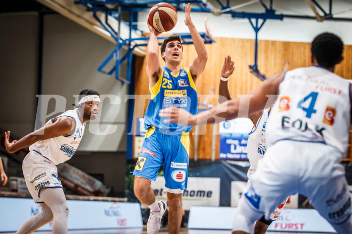 Basketball, bet-at-home Basketball Superliga 2020/21, Grunddurchgang, 6. Runde, Oberwart Gunners, SKN St. Pölten Basketball, Kostas Oikonomopouluos (25)