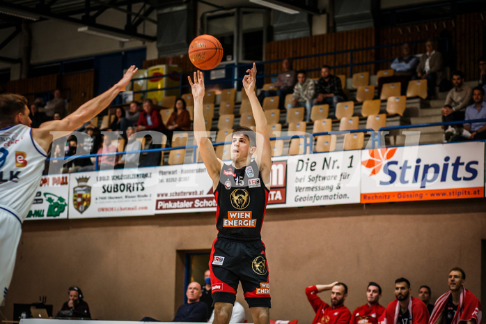 Basketball, bet-at-home Basketball Superliga 2021/22, Platzierungsrunde Spiel 10, Oberwart Gunners, BC GGMT Vienna, Darko Bozic (15)