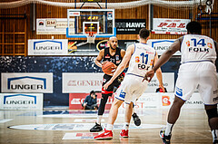 Basketball, bet-at-home Basketball Superliga 2021/22, Platzierungsrunde Spiel 10, Oberwart Gunners, BC GGMT Vienna, Andre Jones (21)