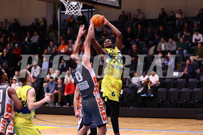 11.11.2023, Graz, Raiffeisen Sportpark Graz, Basketball Superliga 2023/24, Grunddurchgang, Runde 7, UBSC Raiffeisen Graz vs.  BK IMMOunited Dukes