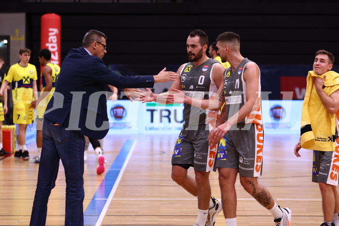 11.11.2023, Graz, Raiffeisen Sportpark Graz, Basketball Superliga 2023/24, Grunddurchgang, Runde 7, UBSC Raiffeisen Graz vs.  BK IMMOunited Dukes