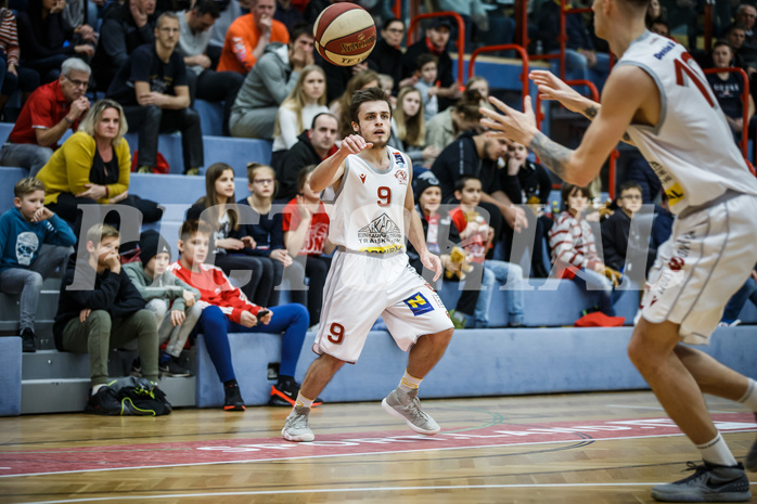 Basketball, Admiral Basketball Superliga 2019/20, Grunddurchgang 17.Runde, Traiskirchen Lions, Oberwart Gunners, Paul Isbetcherian (9)