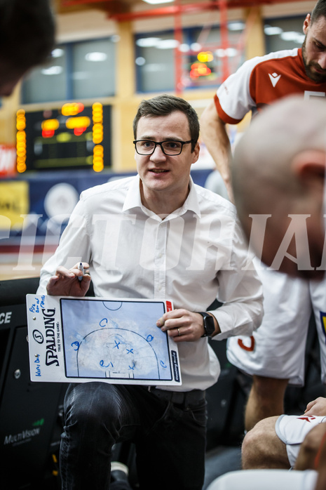 Basketball, Admiral Basketball Superliga 2019/20, Grunddurchgang 17.Runde, Traiskirchen Lions, Oberwart Gunners, Markus Pinezich (Head Coach)