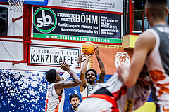 Basketball, Win2Day Superliga 2023/24, Grunddurchgang 10.Runde, Traiskirchen Lions, Klosterneuburg Dukes, Michael Weathers (20)