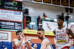 Basketball, Win2Day Superliga 2023/24, Grunddurchgang 10.Runde, Traiskirchen Lions, Klosterneuburg Dukes, Nils Kühteubl (12), Benjamin Blazevic (11)