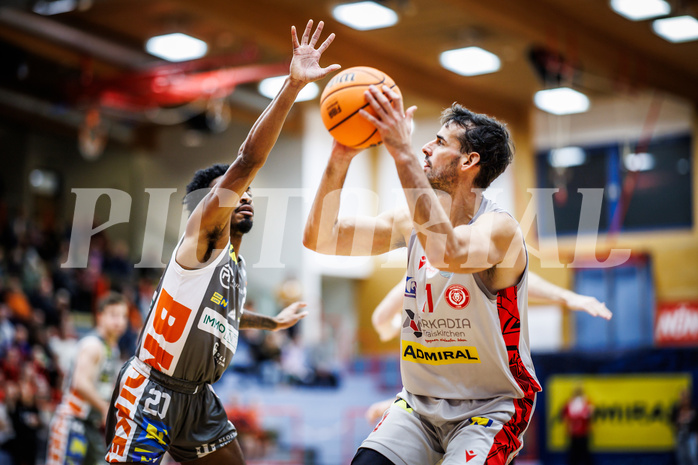 Basketball, Win2Day Superliga 2023/24, Grunddurchgang 10.Runde, Traiskirchen Lions, Klosterneuburg Dukes, Fabricio Vay (11)