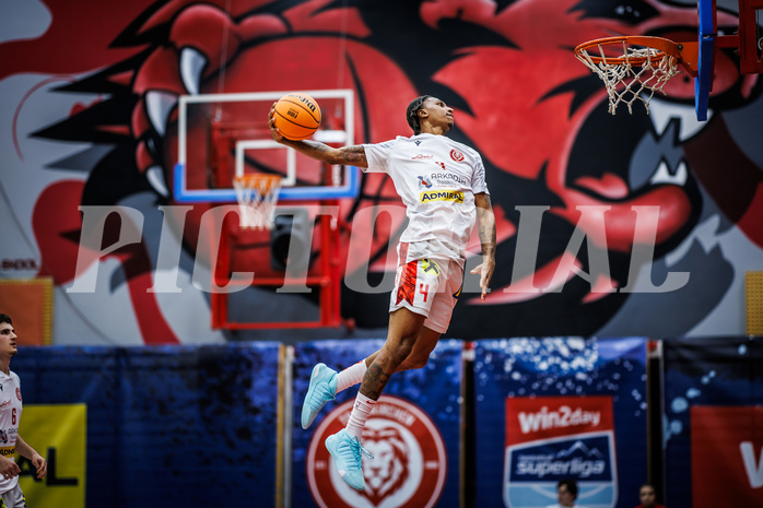Basketball, Win2Day Superliga 2023/24, Grunddurchgang 10.Runde, Traiskirchen Lions, Klosterneuburg Dukes, Demarcus Demonia (4)