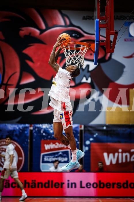 Basketball, Win2Day Superliga 2023/24, Grunddurchgang 10.Runde, Traiskirchen Lions, Klosterneuburg Dukes, Demarcus Demonia (4)