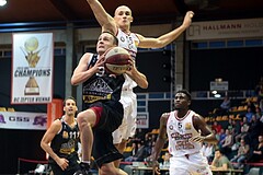 Basketball ABL 2016/17 Grunddurchgang 3. Runde  BC Vienna vs Traiskirchen Lions
Im Bild: Benedikt Danek (9),  Aleksandar Andjelkovic (15), Anthony Clemmons (5)

