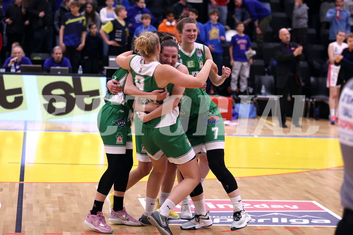 12.03.2023, Graz, Raiffeisen Sportpark, Basketball Damen Superliga 2022/23, Semifinale Spiel 2, UBSC-DBBC Graz vs. UBI Holding Graz,  