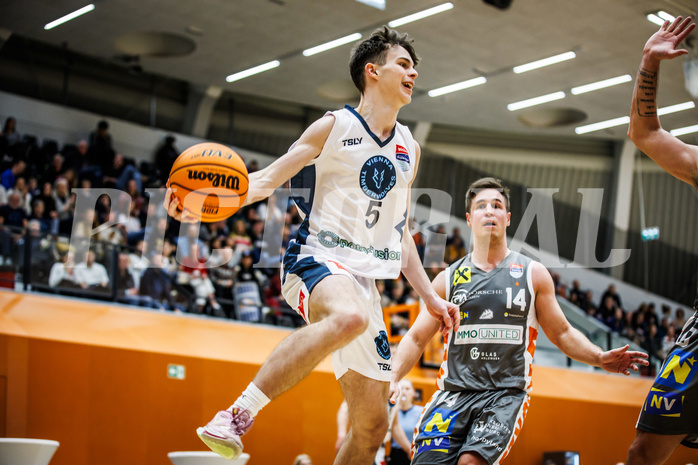 Basketball, Win2Day Superliga 2023/24, Grunddurchgang 14.Runde, Vienna Timberwolves, Klosterneuburg Dukes, Jakob Konzet (5)