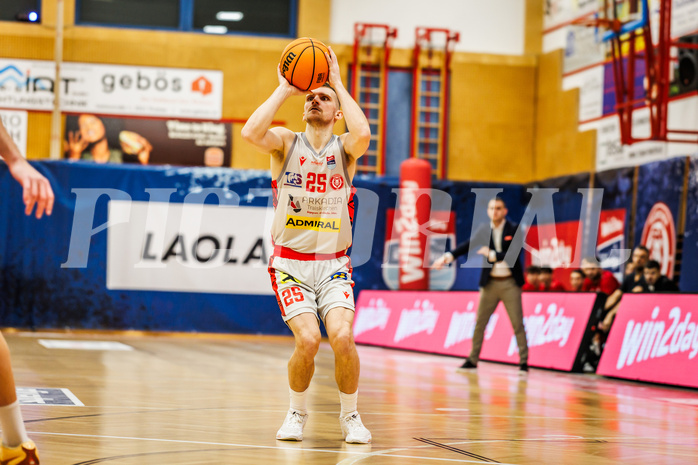 Basketball, win2day Basketball Superliga 2023/24, Grunddurchgang 14.Runde, Traiskirchen Lions, BC Vienna, Edgars Lasenbergs (25)