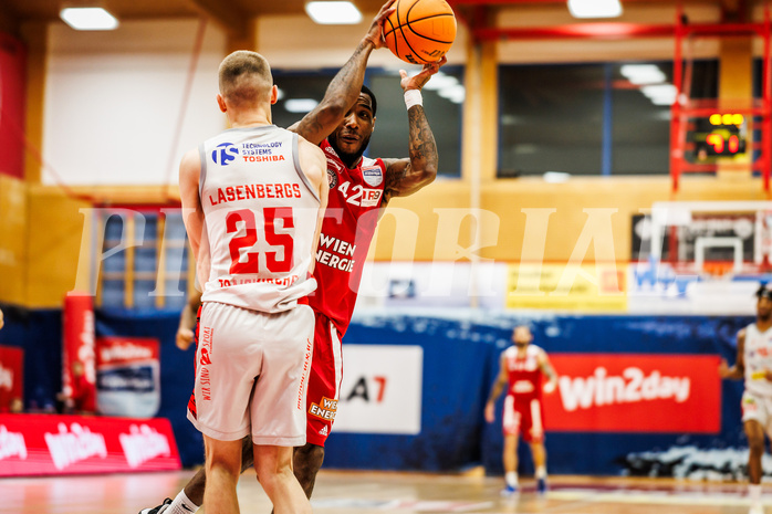 Basketball, win2day Basketball Superliga 2023/24, Grunddurchgang 14.Runde, Traiskirchen Lions, BC Vienna, Demarkus Stuckey Jr. (42)