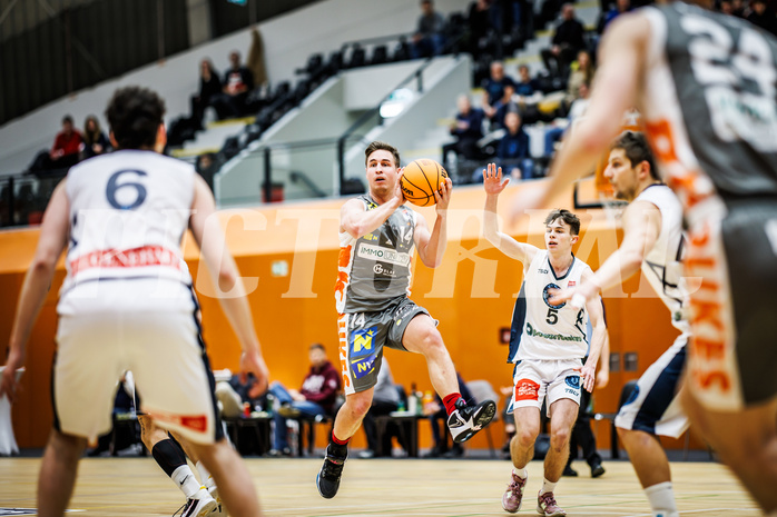 Basketball, Win2Day Superliga 2023/24, Grunddurchgang 14.Runde, Vienna Timberwolves, Klosterneuburg Dukes, Valentin Bauer (14)