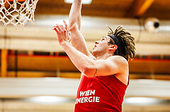 Basketball, win2day Basketball Superliga 2023/24, Grunddurchgang 14.Runde, Traiskirchen Lions, BC Vienna, Darko Bajo (13)