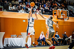 Basketball, Win2Day Superliga 2023/24, Grunddurchgang 14.Runde, Vienna Timberwolves, Klosterneuburg Dukes, Jonas John (99)