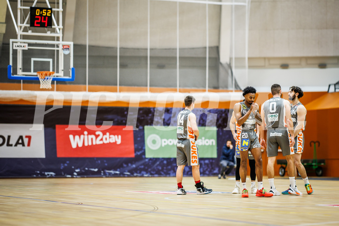 Basketball, Win2Day Superliga 2023/24, Grunddurchgang 14.Runde, Vienna Timberwolves, Klosterneuburg Dukes, Michael Weathers (20)