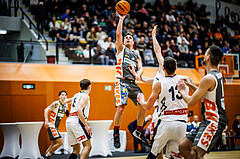 Basketball, Win2Day Superliga 2023/24, Grunddurchgang 14.Runde, Vienna Timberwolves, Klosterneuburg Dukes, Valentin Bauer (14)