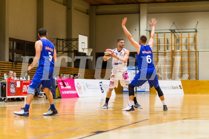 Basketball, 2.Bundesliga, Grunddurchgang 4.Runde, Mattersburg Rocks, Vienna D.C. Timberwolves, Sebastian PINTERITS (17), Nemanja Nikolic (6)