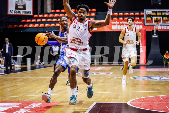 Basketball, Win2Day Superliga 2024/25, Grunddurchgang 6.Runde, BC Vienna, St. Pölten, Richard Williams Jr. (3), Zac Owens (2)