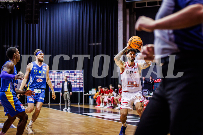 Basketball, Win2Day Superliga 2024/25, Grunddurchgang 6.Runde, BC Vienna, St. Pölten, Ivan Siriscevic (17)