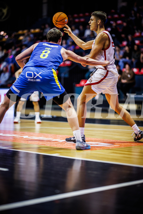 Basketball, Win2Day Superliga 2024/25, Grunddurchgang 6.Runde, BC Vienna, St. Pölten, Magnus Hoj Madsen (8), Aron Stazic (21)