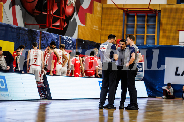 Basketball, win2day Basketball Superliga 2024/25, Grunddurchgang 6.Runde, Traiskirchen Lions, Oberwart Gunners, #referees