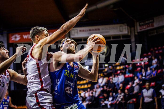 Basketball, Win2Day Superliga 2024/25, Grunddurchgang 6.Runde, BC Vienna, St. Pölten, Aron Stazic (21), Andrew Sims (32)