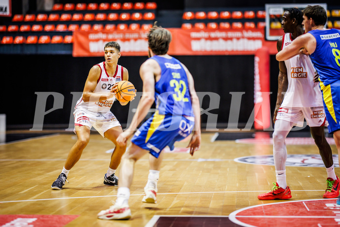 Basketball, Win2Day Superliga 2024/25, Grunddurchgang 6.Runde, BC Vienna, St. Pölten, Aron Stazic (21)