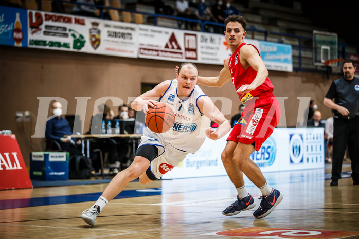 Basketball, bet-at-home Basketball Superliga 2021/22, Grunddurchgang Runde 10, Oberwart Gunners, Traiskirchen Lions, Sebastian Käferle (7)