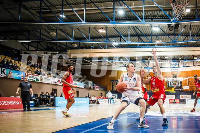 Basketball, bet-at-home Basketball Superliga 2021/22, Grunddurchgang Runde 10, Oberwart Gunners, Traiskirchen Lions, Sebastian Käferle (7)