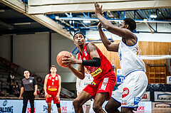 Basketball, bet-at-home Basketball Superliga 2021/22, Grunddurchgang Runde 10, Oberwart Gunners, Traiskirchen Lions, Karl William Gamble Jr. (8)