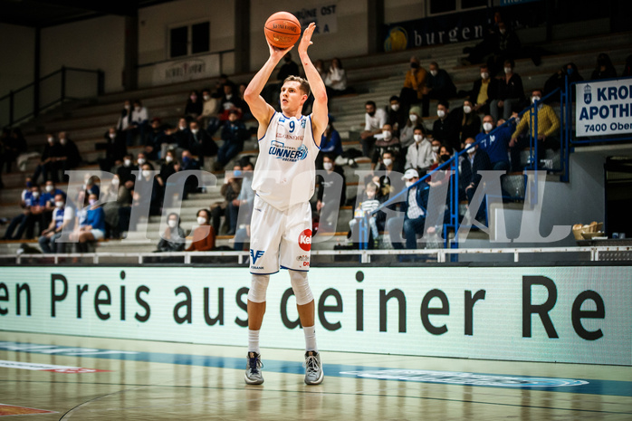 Basketball, bet-at-home Basketball Superliga 2021/22, Grunddurchgang Runde 10, Oberwart Gunners, Traiskirchen Lions, Edi Patekar (9)