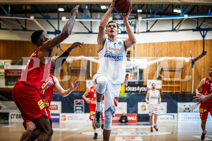 Basketball, bet-at-home Basketball Superliga 2021/22, Grunddurchgang Runde 10, Oberwart Gunners, Traiskirchen Lions, Edi Patekar (9)