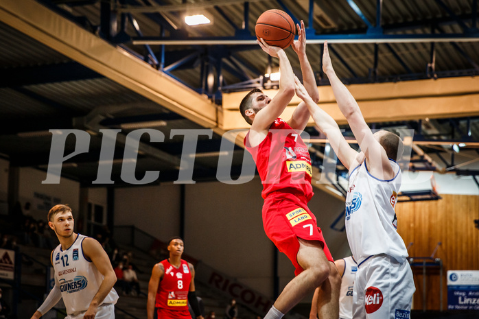 Basketball, bet-at-home Basketball Superliga 2021/22, Grunddurchgang Runde 10, Oberwart Gunners, Traiskirchen Lions, Tihomir Vranjes (7)
