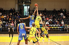 02.10.2022, Graz, Raiffeisen Sportpark Graz, Basketball Superliga 2022/23, Grunddurchgang, Runde 1, UBSC Raiffeisen Graz vs. SKN St. Pölten