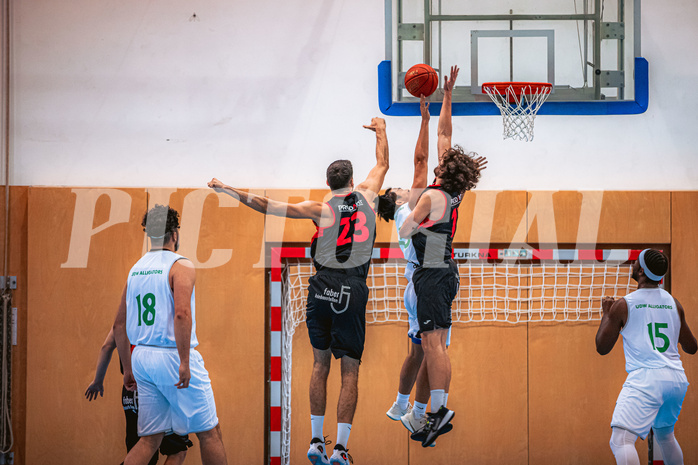 Basketball, Austria Cup 2022/23, 3.Vorrunde, Union Deutsch Wagram Alligators, Mistelbach Mustangs, Viktor Vasat (23), Daniele Kuchar (22)